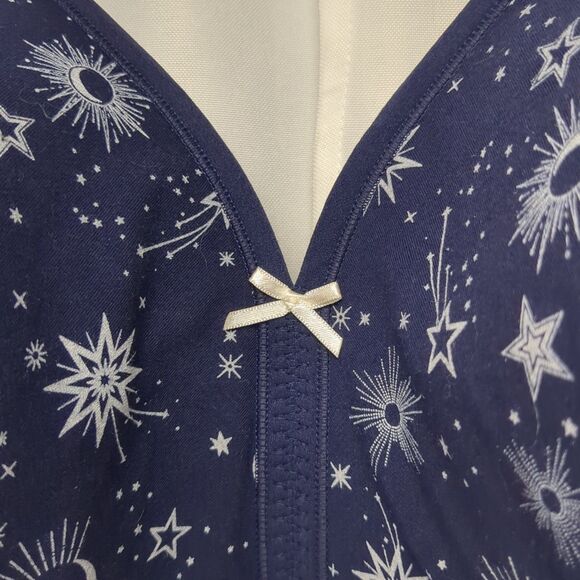 Cacique Women 42DDD Bra Blue T-Shirt Celestial Print Moon Stars - Picture 2 of 5